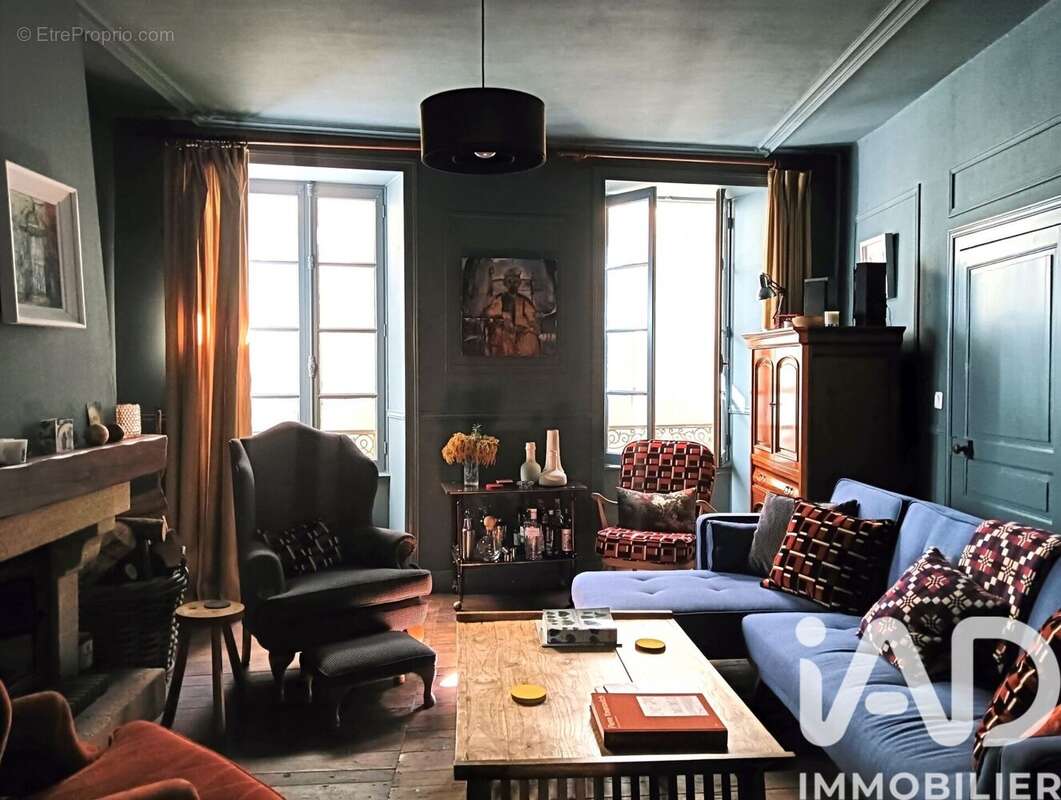 Photo 4 - Maison à VILLEBOIS-LAVALETTE