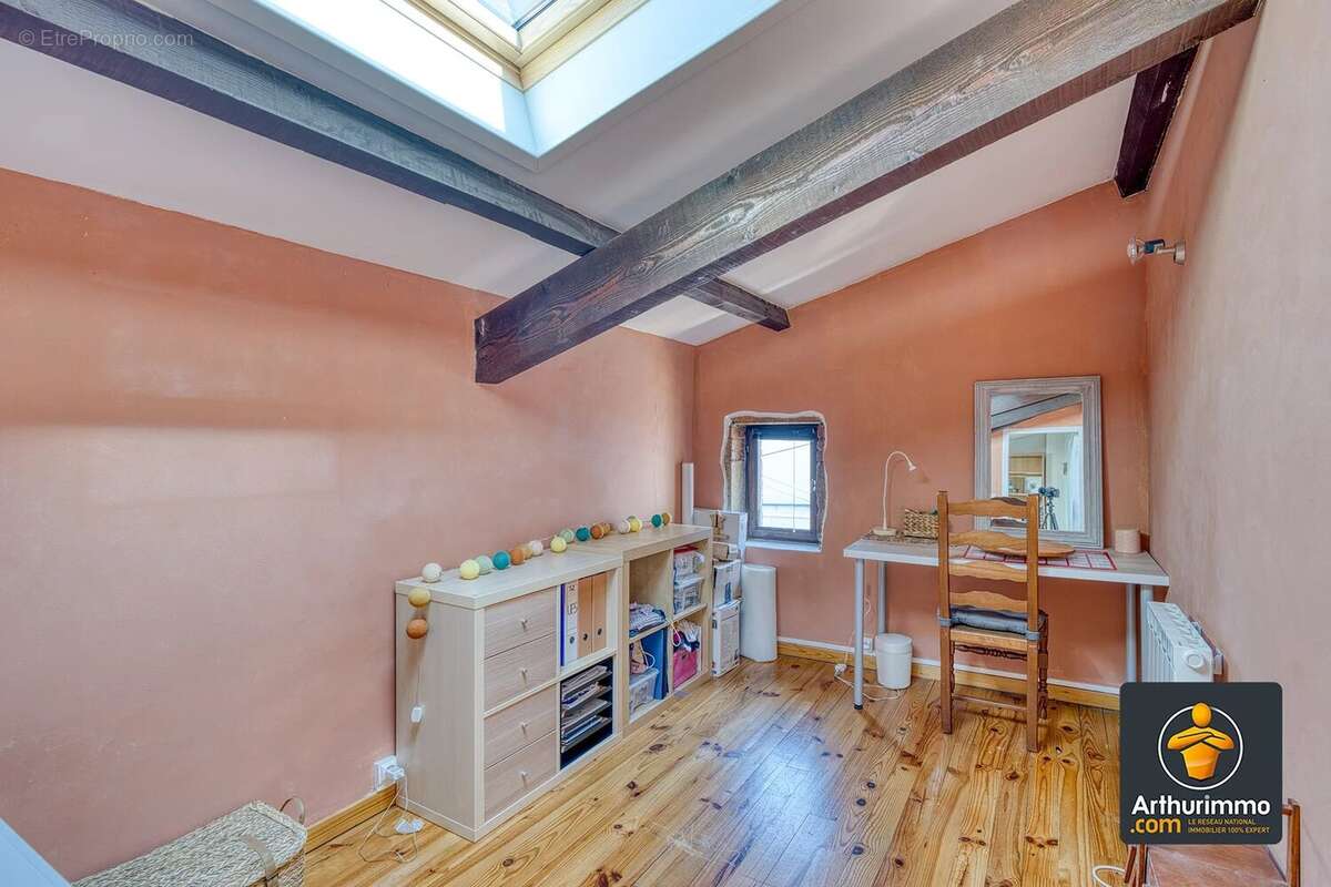 Appartement à VOURLES