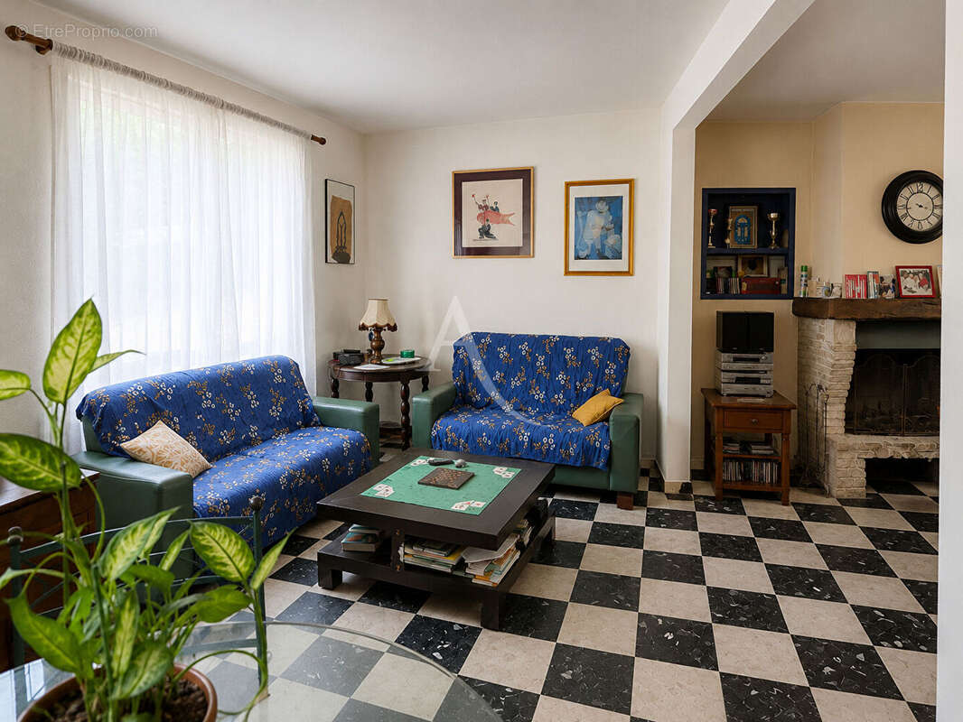VIAGER - Opportunité patrimoniale à Jablines - maison 6 pièces - 4 chambres - photo 3