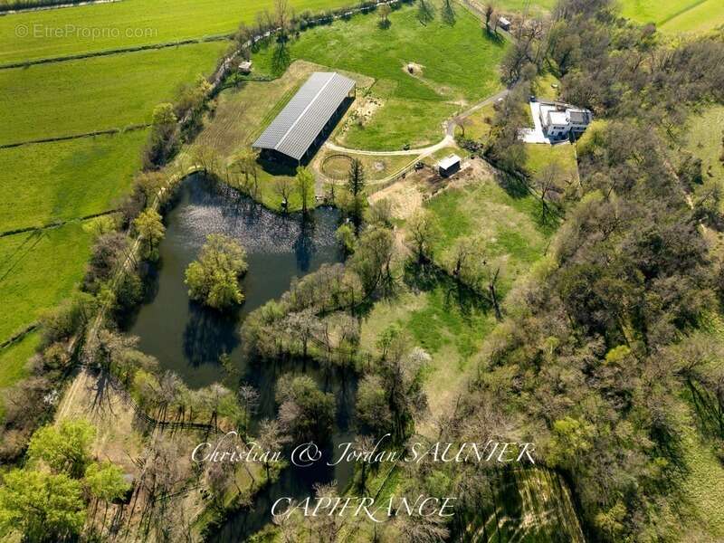 À vendre - moulin d’exception à revel – propriété de charme rénovée sur 11 ha avec piscine, étang, photovoltaïque & potentiel hy - photo 3