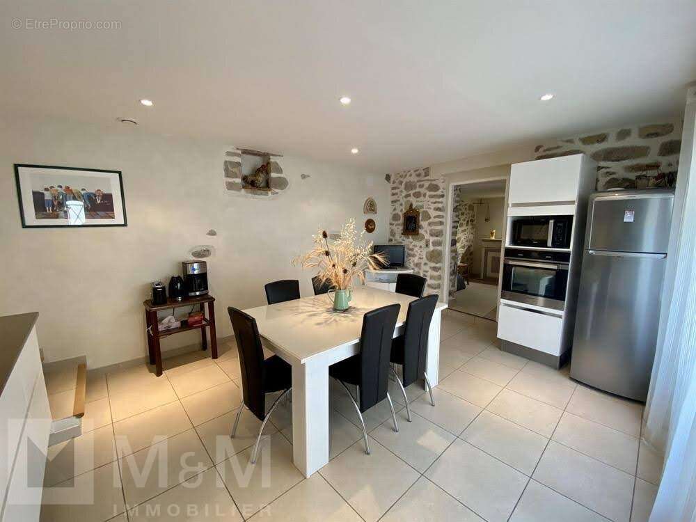 Maison à LUC-SUR-AUDE