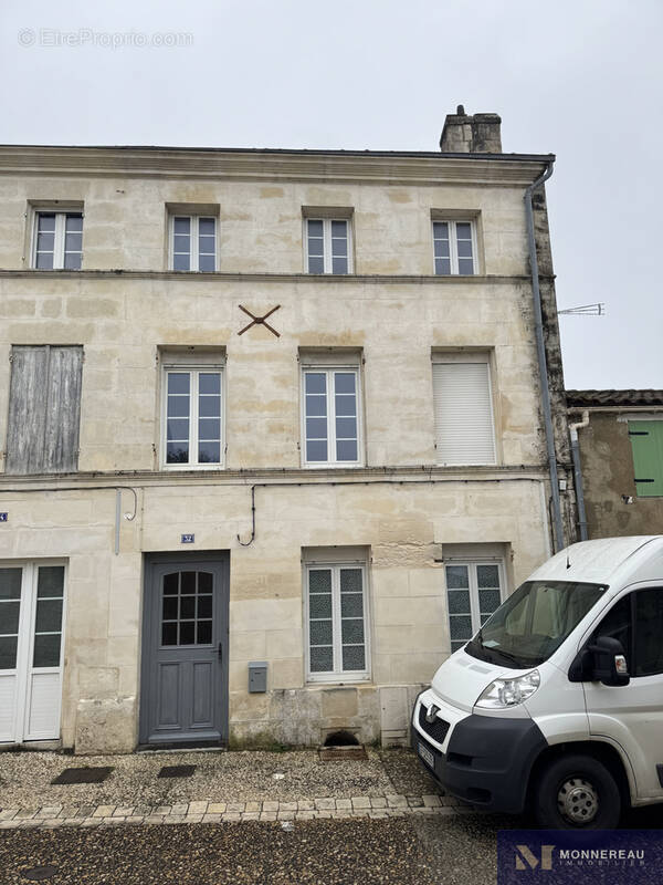 Maison à PONS
