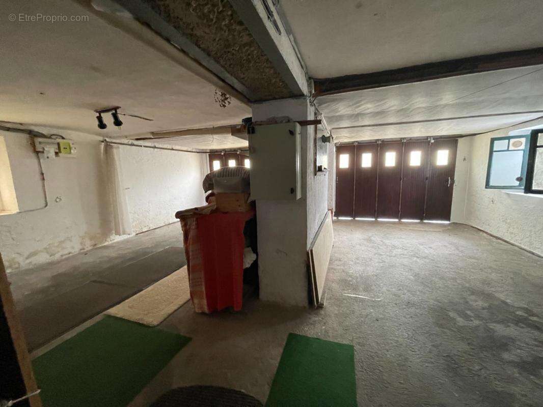 Maison à double distribution avec 2 garages et 1000m2 de terrain clos - photo 17