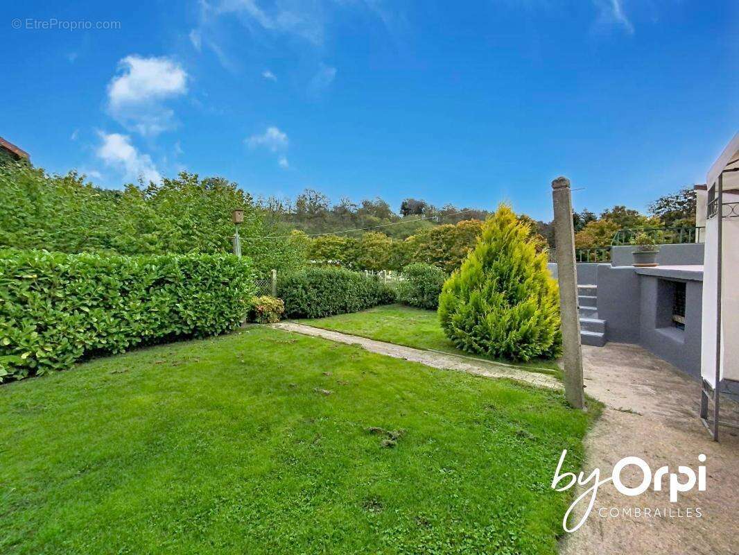 Maison à SAINT-ELOY-LES-MINES