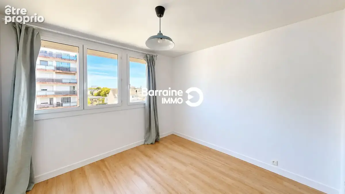 Lorient centre - appartement t3 avec grand balcon et ascenseur - photo 10