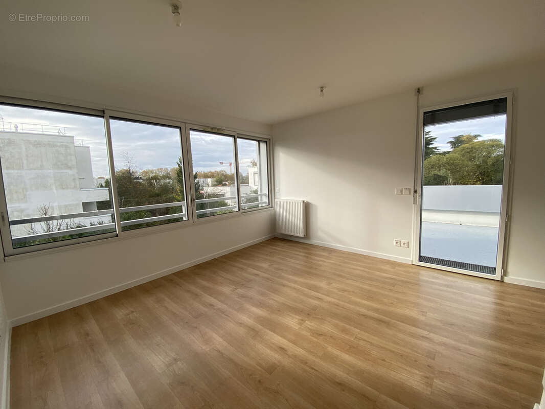 Appartement à BEGLES