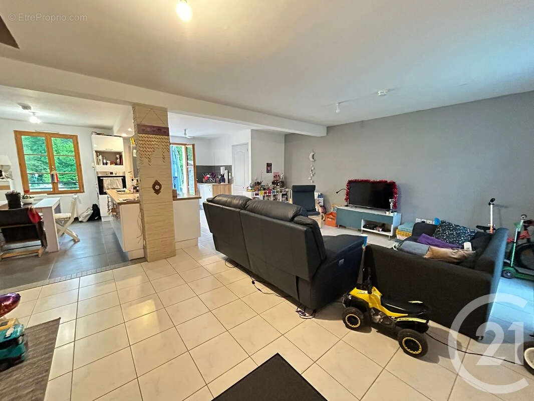 Maison à ACY-EN-MULTIEN