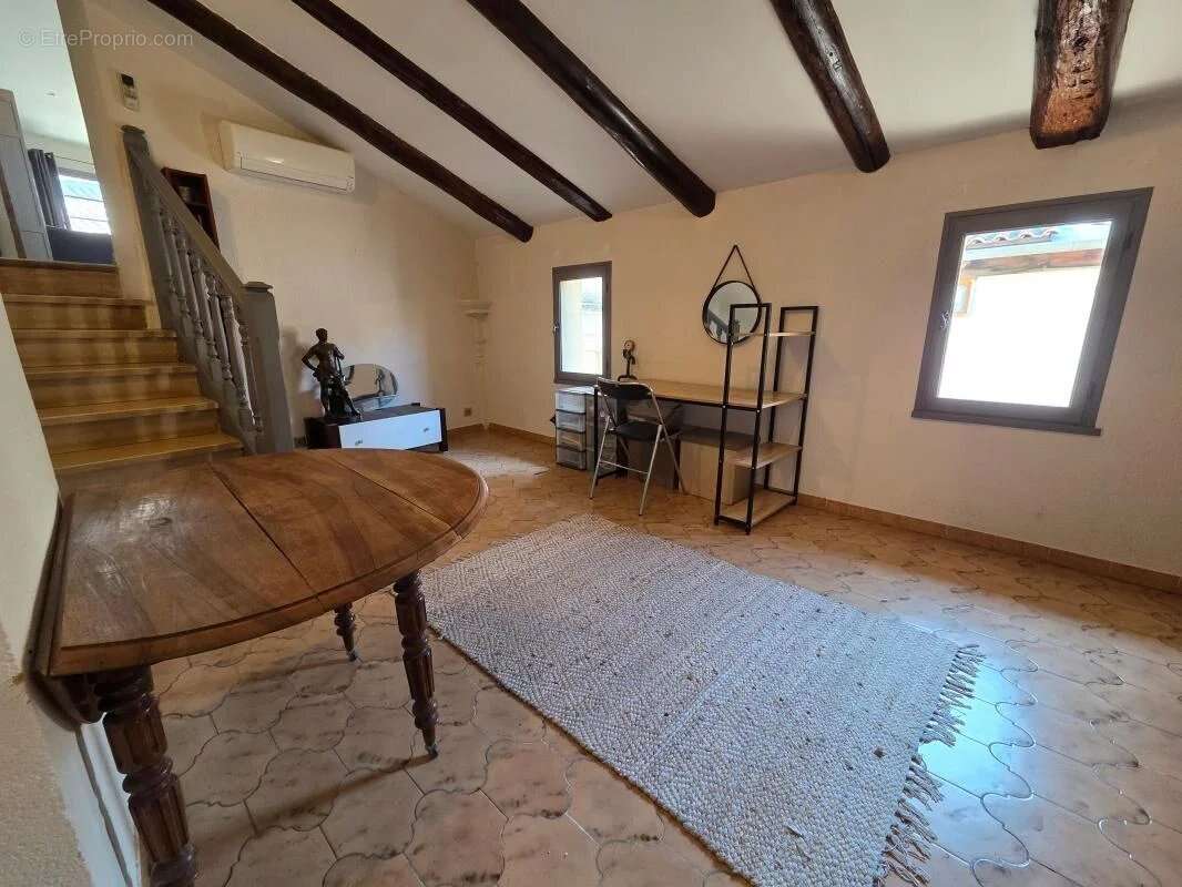 Appartement À Vendre - photo 3