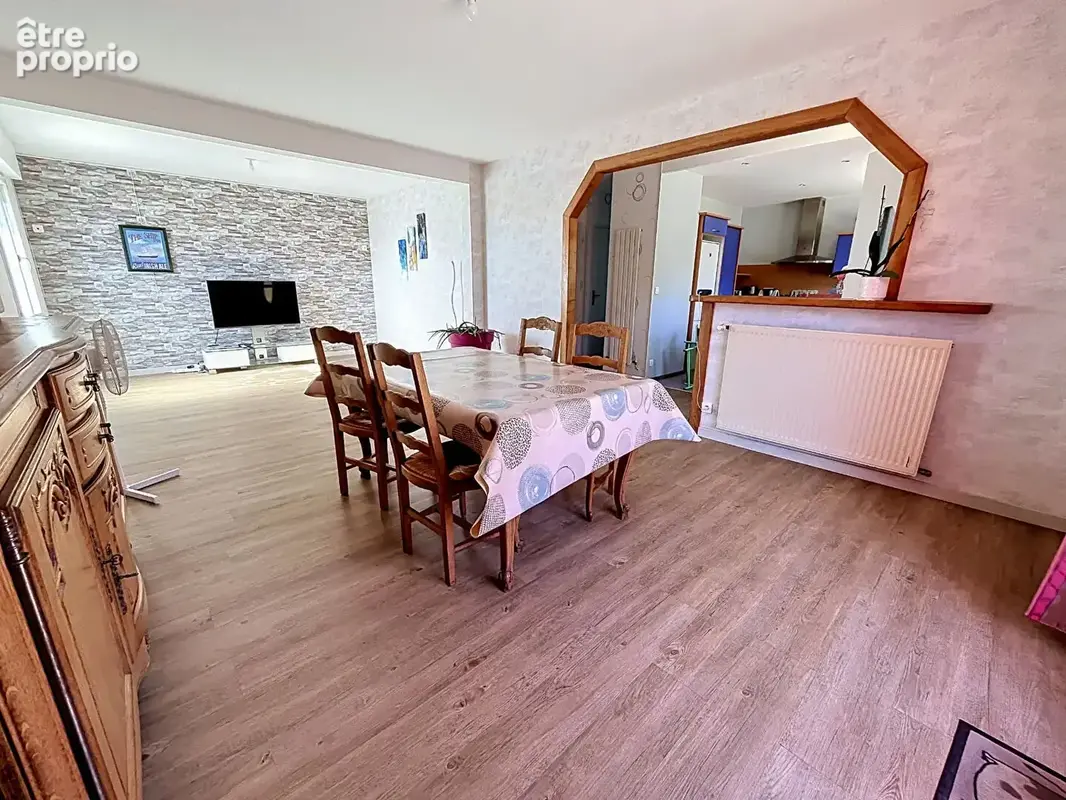 Maison à vendre à Avranches (50300), sous-sol, 5 chambres, vie de plain- pied. - photo 3