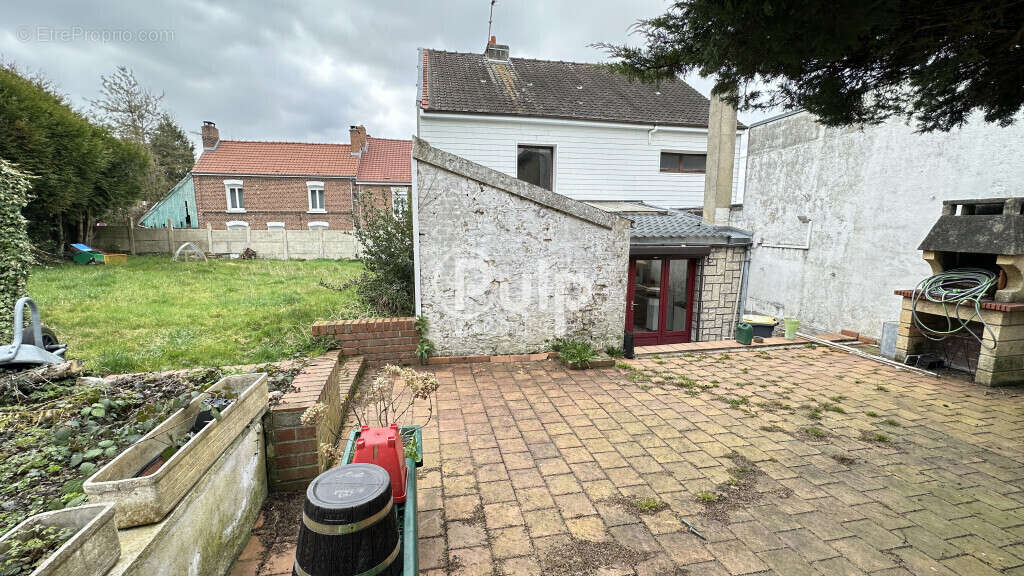 Maison à BRUAY-LA-BUISSIERE