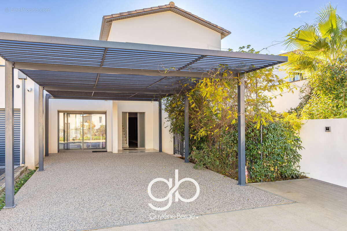 Maison à LANSARGUES