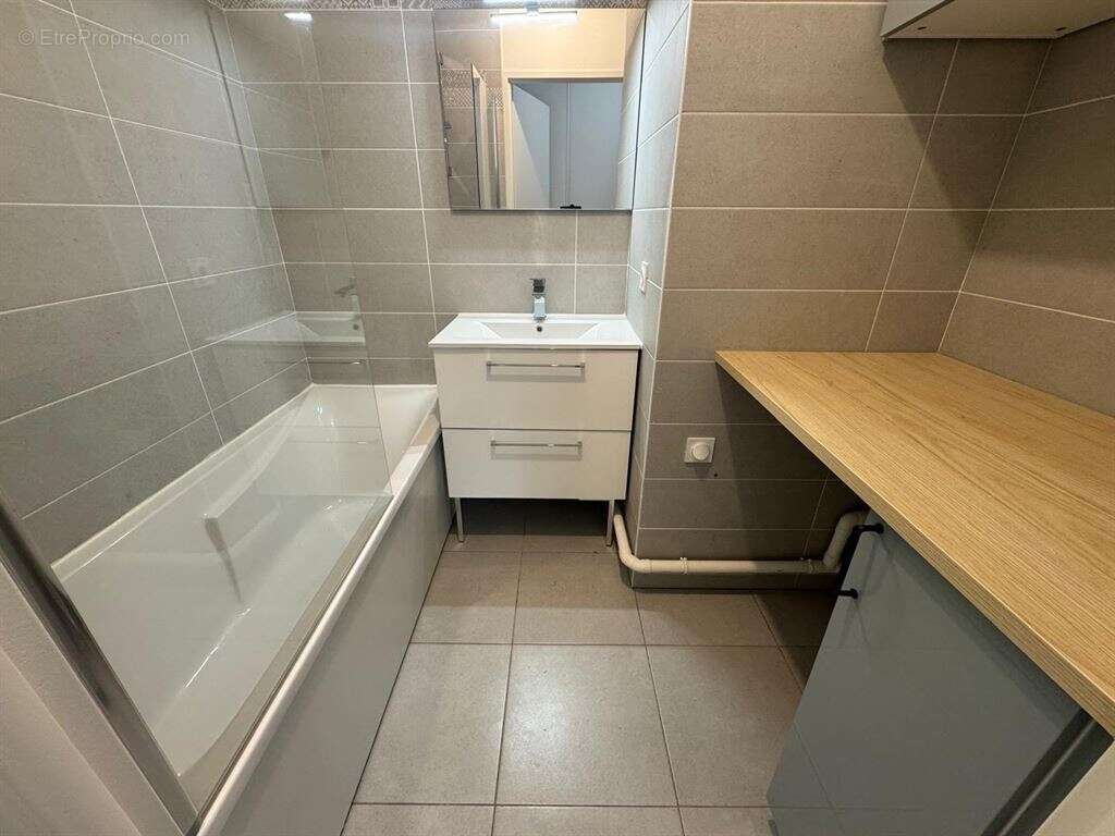 Appartement à SURESNES