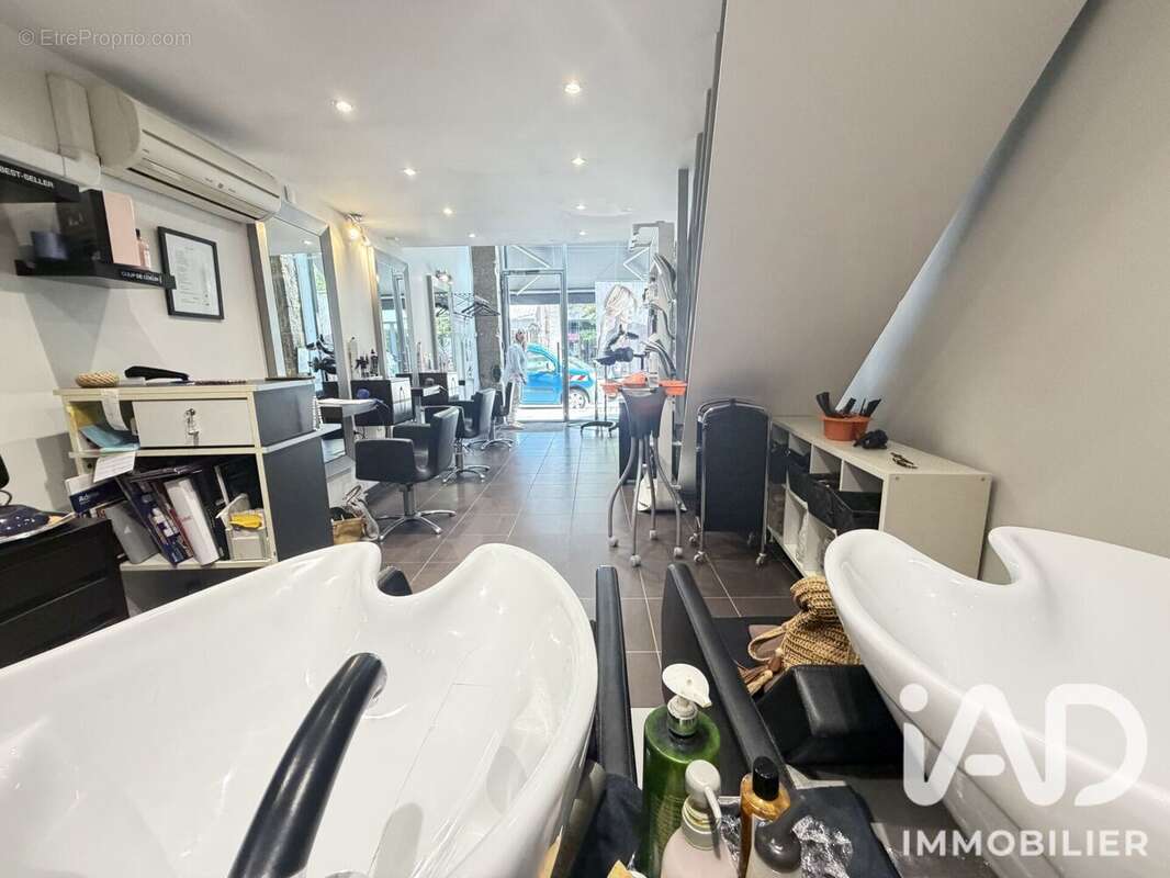 Commerce 45 m² à Grenoble  - photo 5