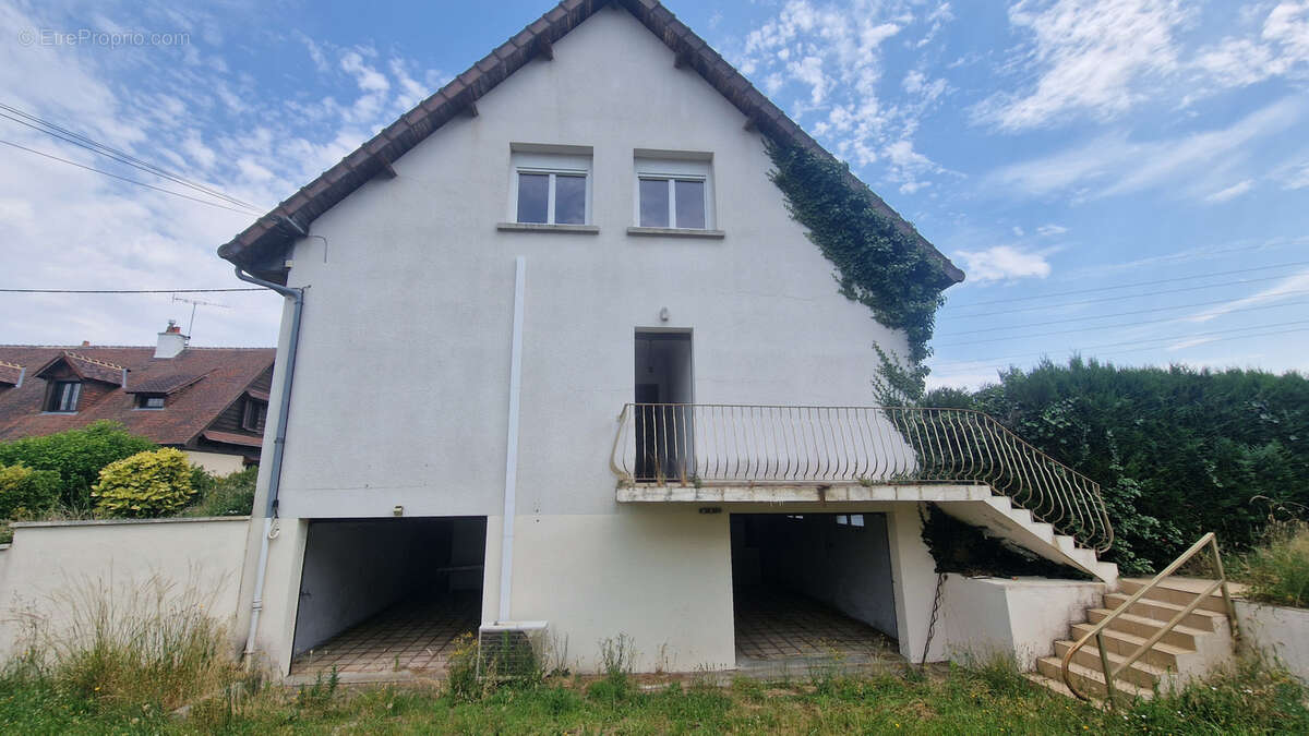 Maison à CHANGE