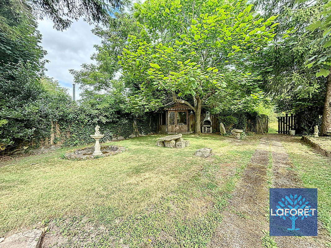 Maison à LA CHAPELLE-ACHARD