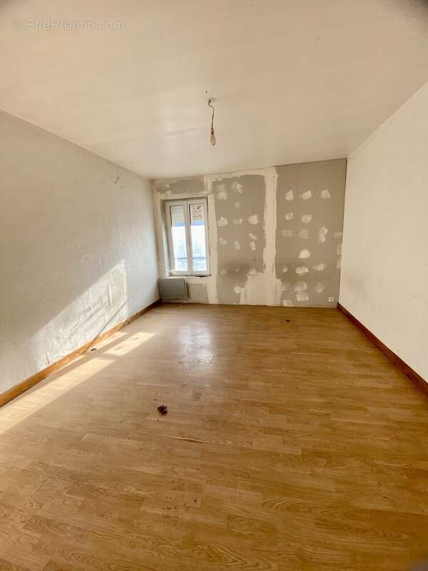 Appartement à BOHAIN-EN-VERMANDOIS
