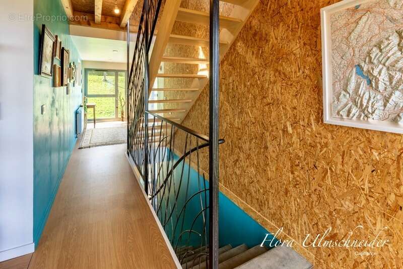Propriété d'exception avec vue lac et Mont Blanc – 271 m² – DPE C – Ontex - 35 minutes de Chambéry, 40 minutes d’Aix-les-Bains,  - photo 22