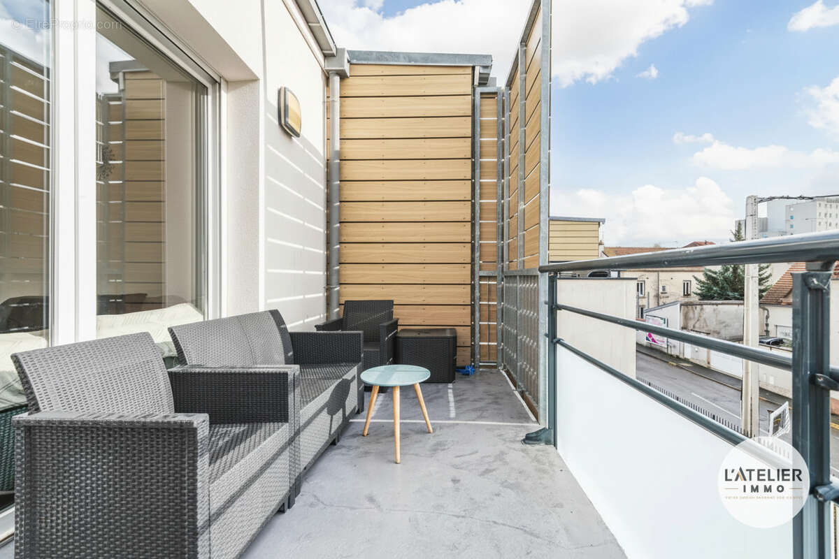 Appartement à TINQUEUX