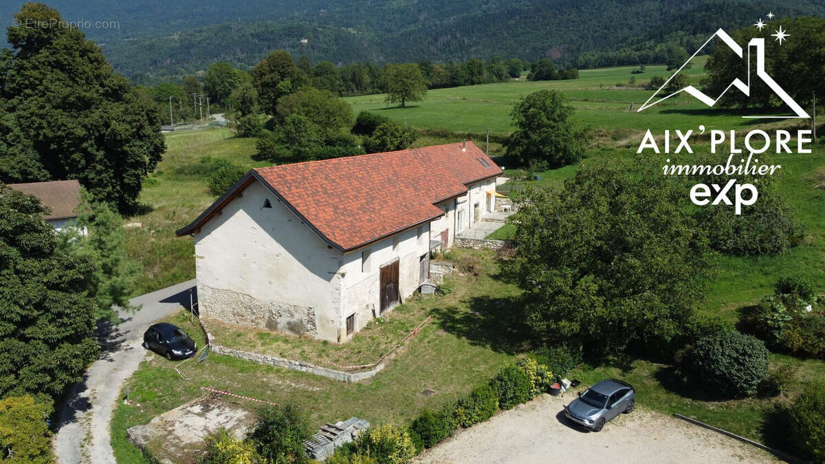 Appartement à MARCIEUX