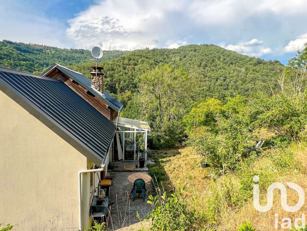 Photo 5 - Maison à SAINT-GENIEZ-D&#039;OLT