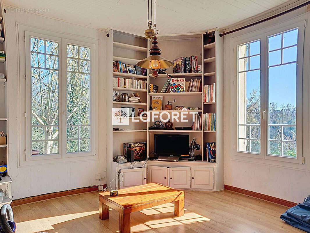 Maison de type 4  de 125 m² avec jardin. - photo 7