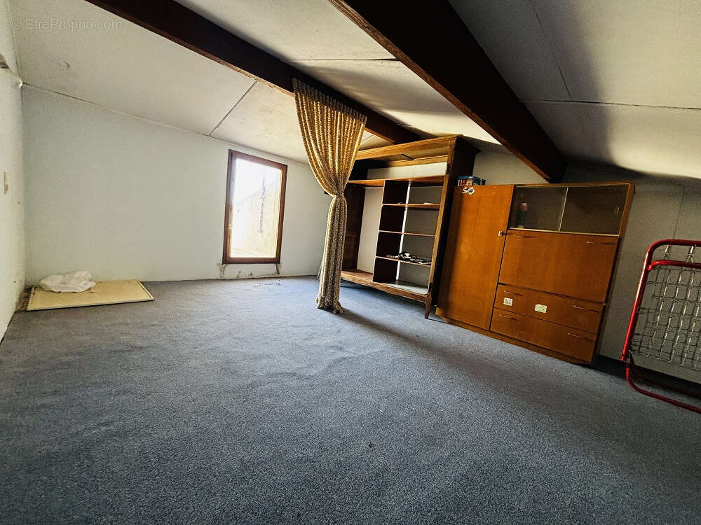 Maison 5 pièces avec Mazet totalisant 155m2 sur une parcelle de 500m2 - photo 15