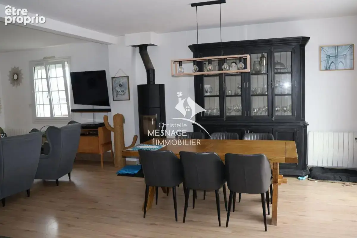 À vendre à l'agence Christelle Mesnage Immobilier, A 5 min d - photo 6