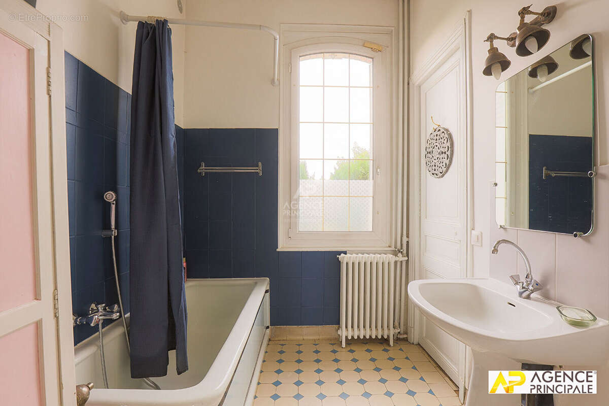 Maison à SAINT-GERMAIN-EN-LAYE