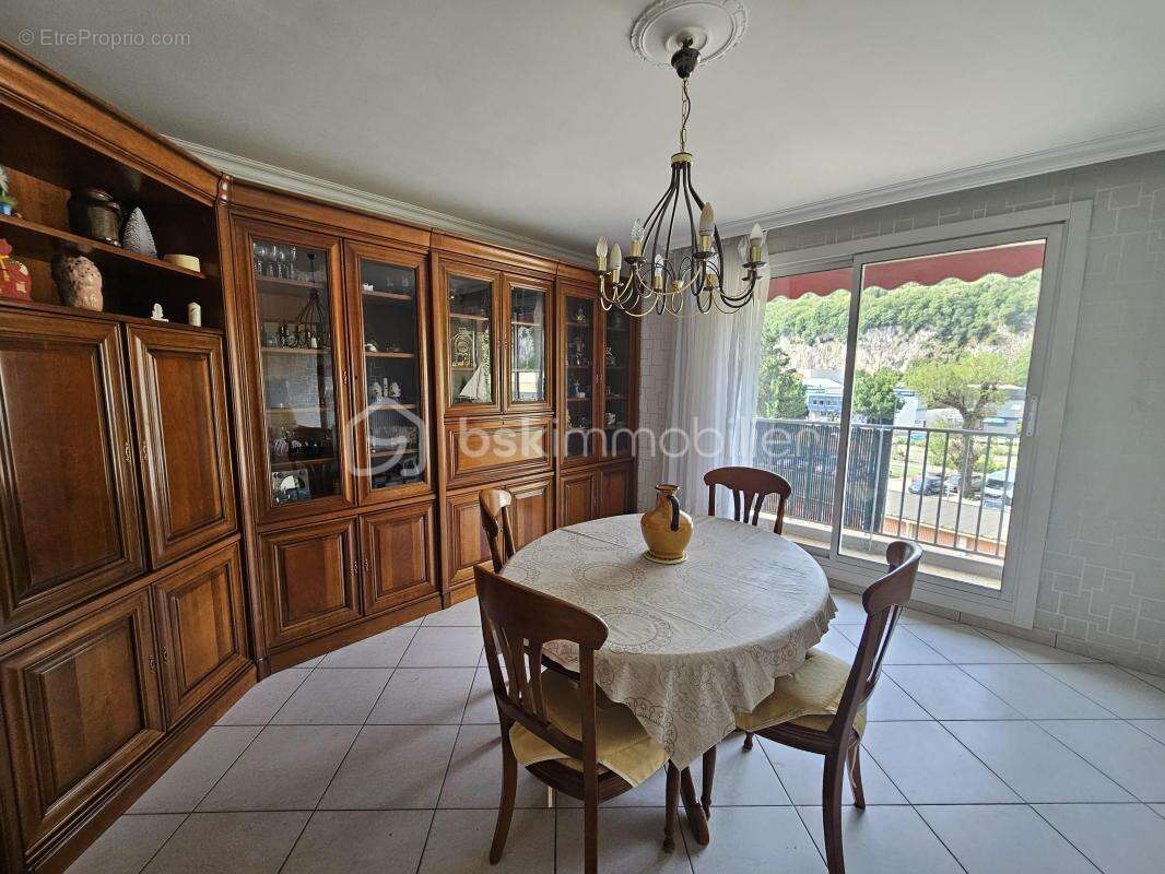 Grand t4 avec 2 balcons - photo 3