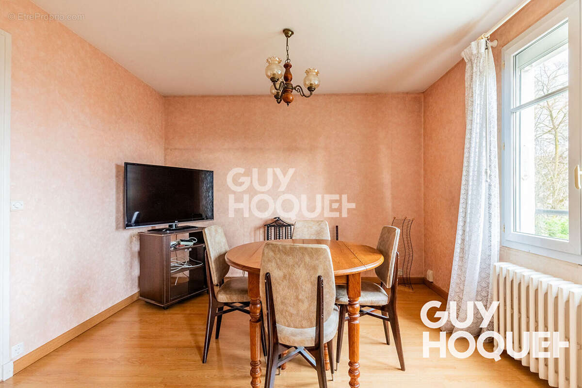 Maison à ATHIS-MONS