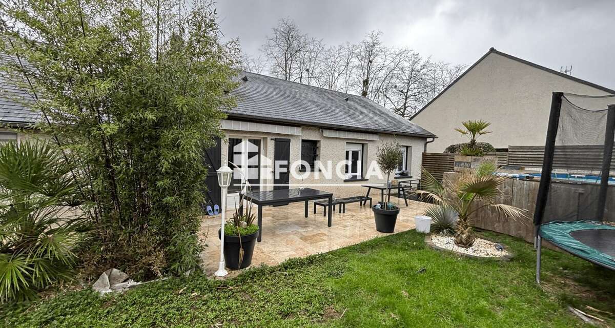 Maison à LA VILLE-AUX-DAMES