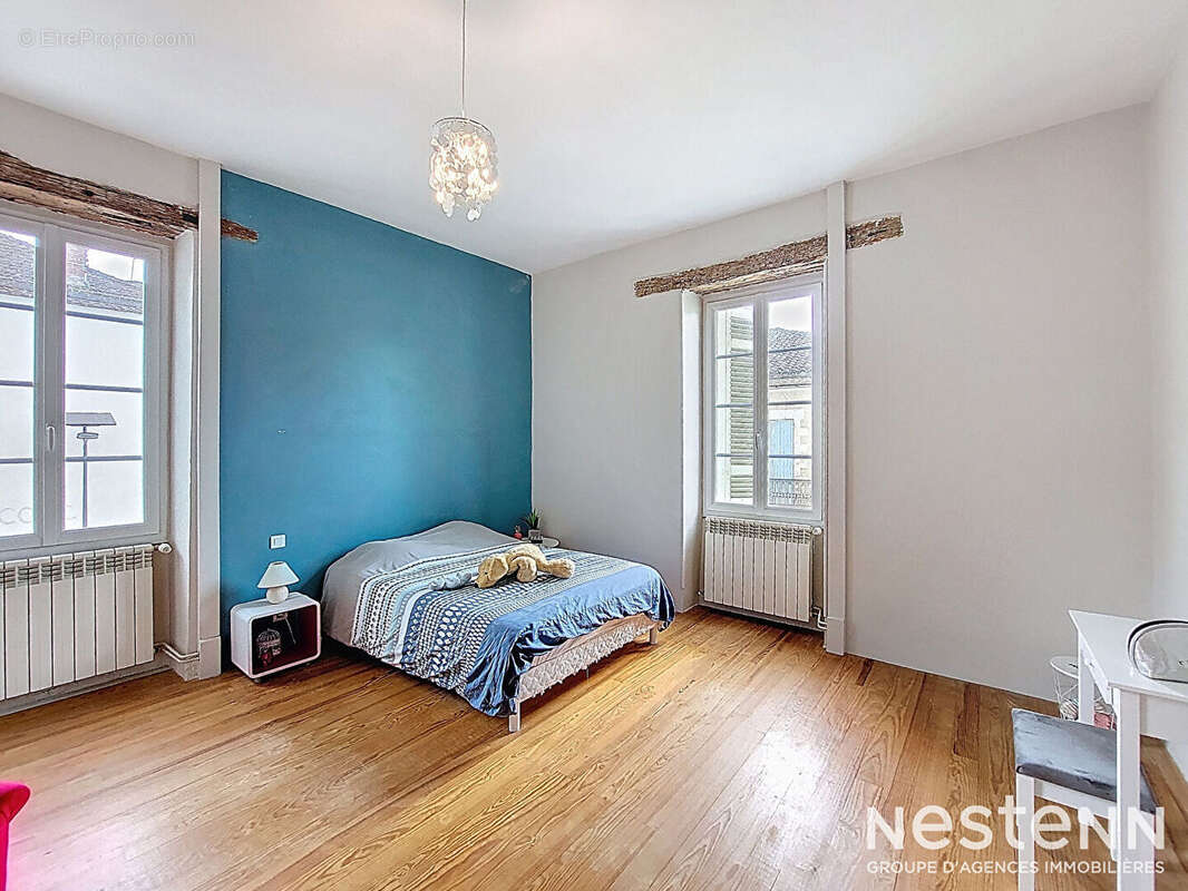 Maison à CASTELNAU-D&#039;AUZAN