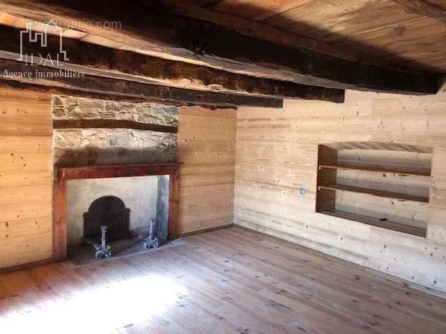 Maison à SEVERAC-LE-CHATEAU