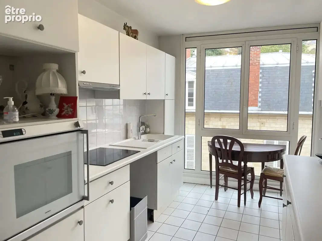 Centre-ville / gare, bel appartement 4 pieces 109 m2 avec box, parking et ascenseur - photo 4