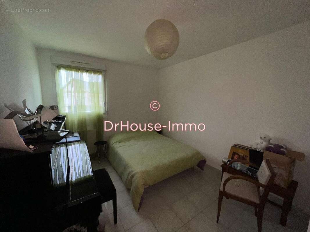 Appartement à SAINT-GEORGES-DES-GROSEILLERS