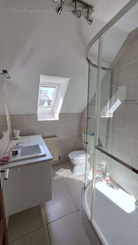 Maison familiale confort plain pied sous sol et  jardin - photo 11