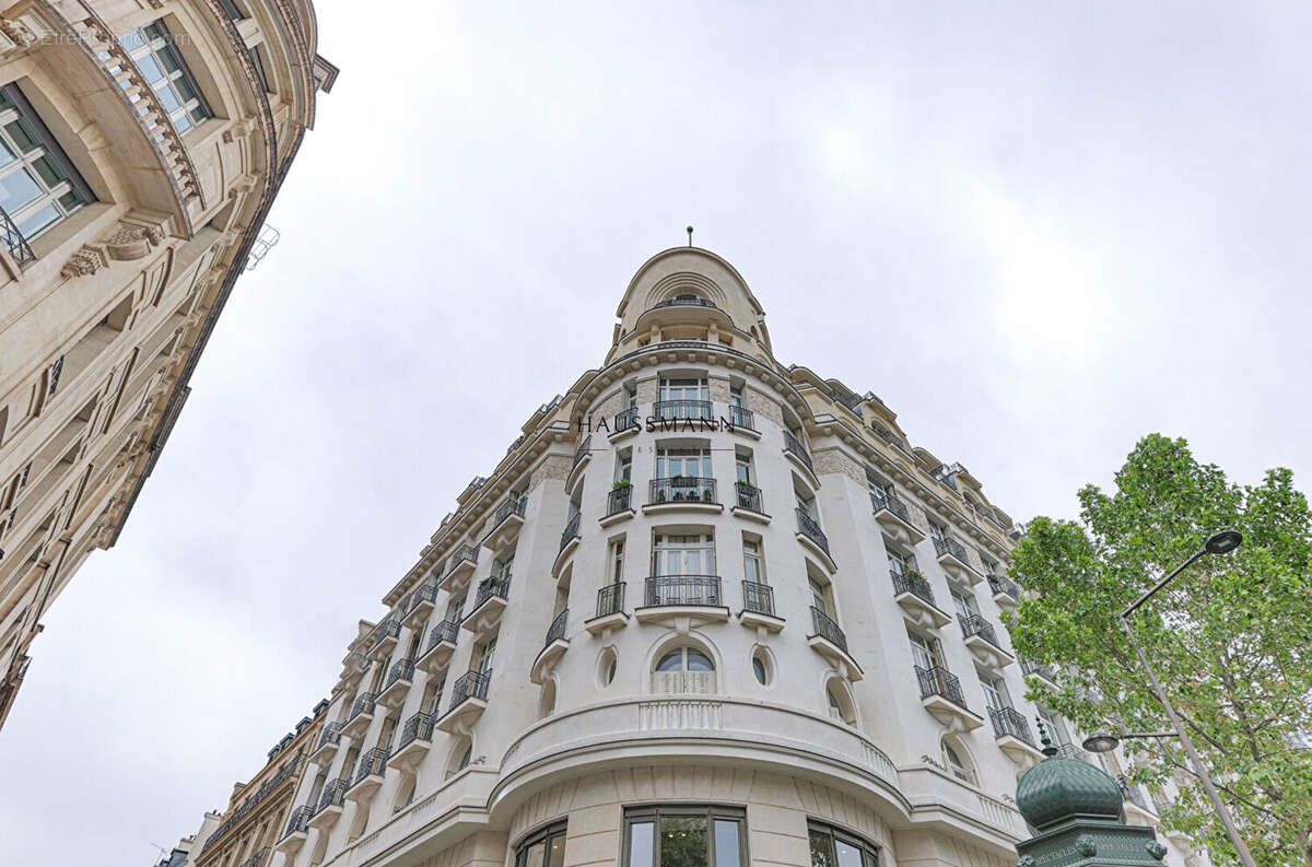 Appartement à PARIS-9E