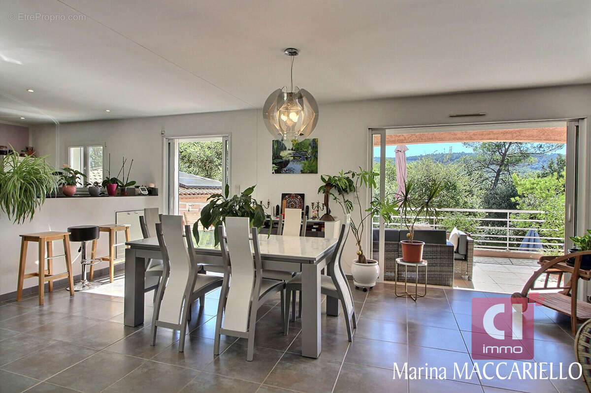 Maison à FORCALQUEIRET