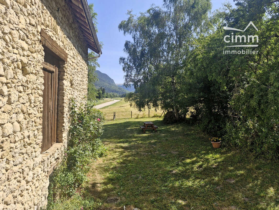 Maison 158 m² à Saint-Agnan-En-Vercors  - photo 6