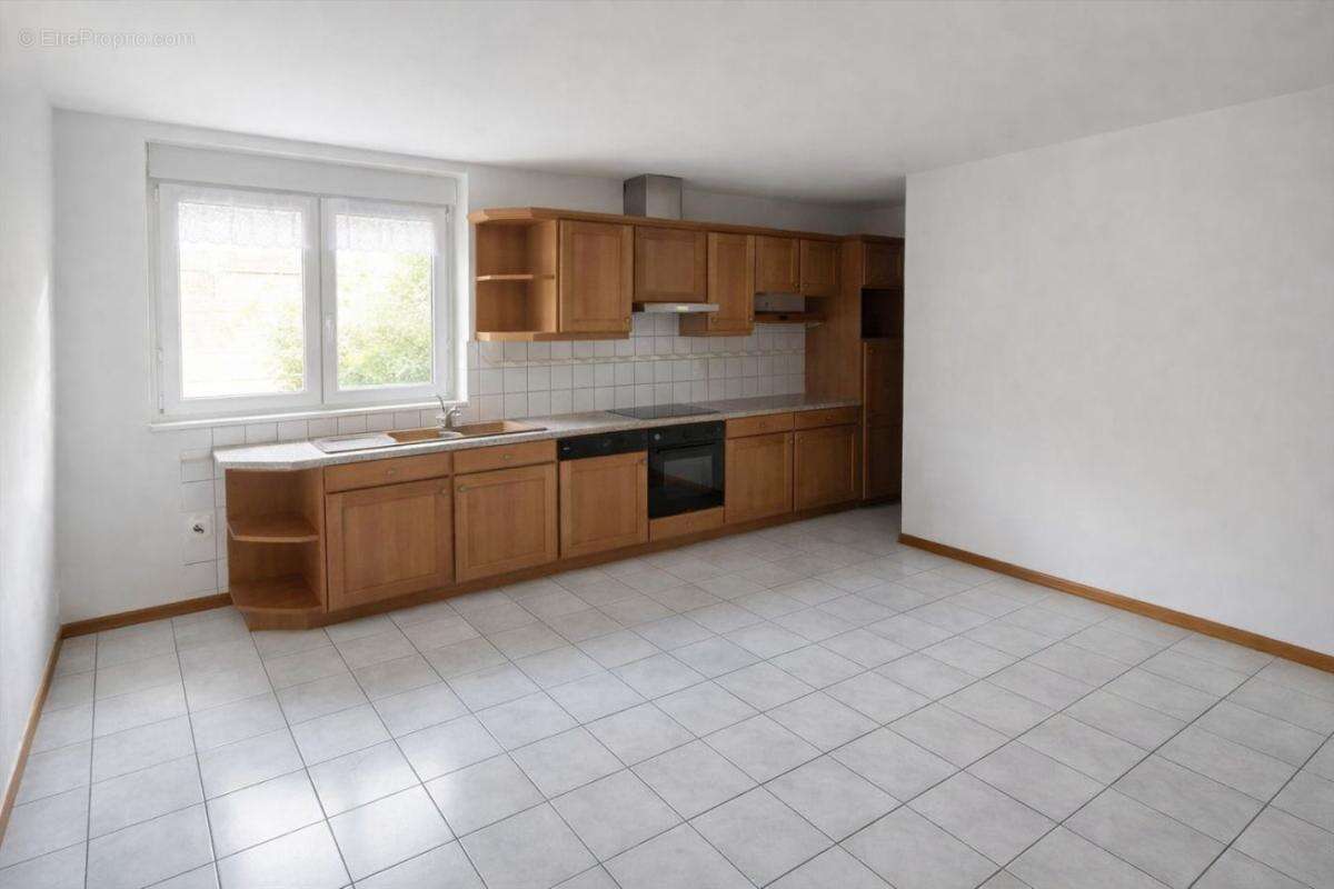 Maison 240 m² à Rolbing  - photo 2