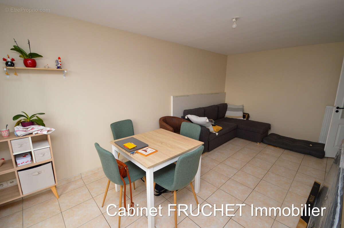 CHANTONNAY - Bel appartement en duplex - photo 2