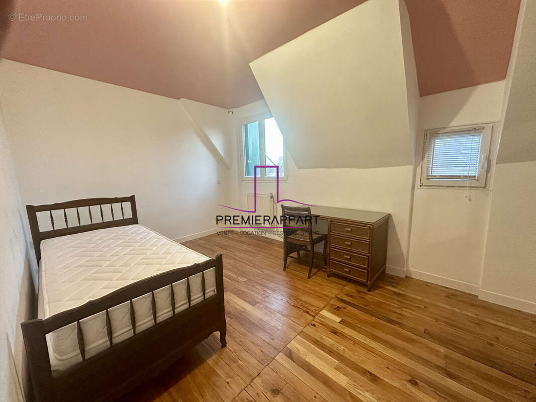 Maison à SARTROUVILLE