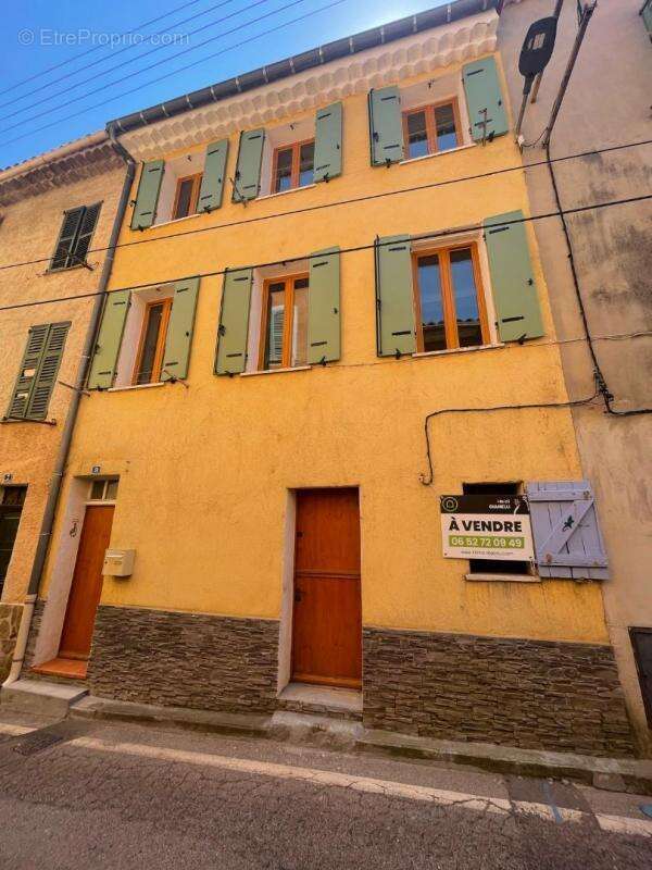 Maison à GONFARON
