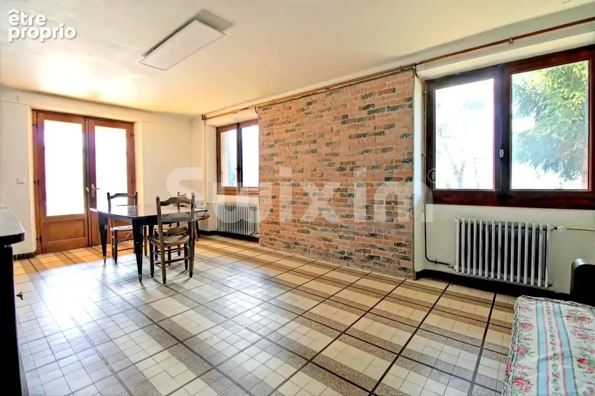 Superbe vue dégagée pour cette maison familiale à Voglans - photo 8