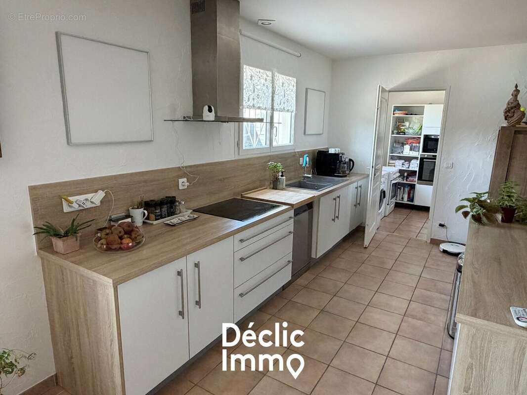 A vendre maison 8ch rochefort + garage - photo 6