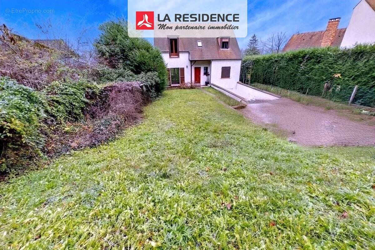 Maison à L'ETANG-LA-VILLE