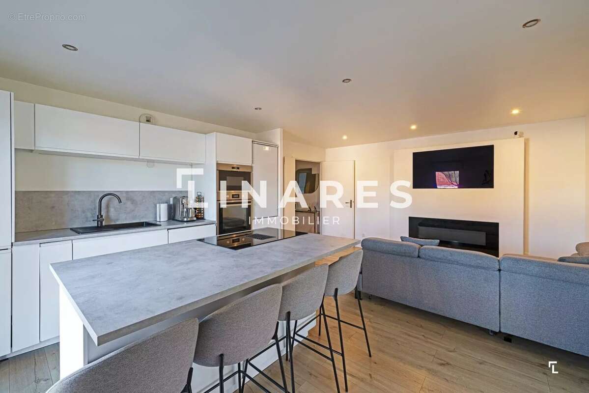 Appartement à MARSEILLE-9E