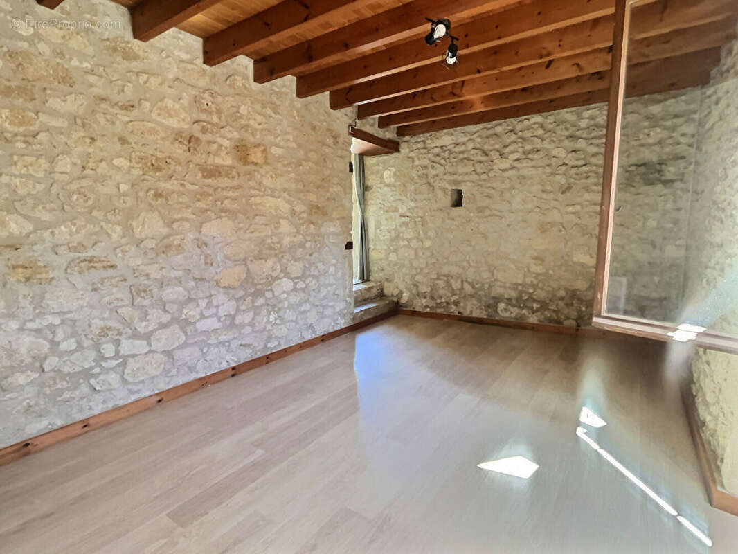 Propriété de Caractère sur 10 622m2 - photo 8