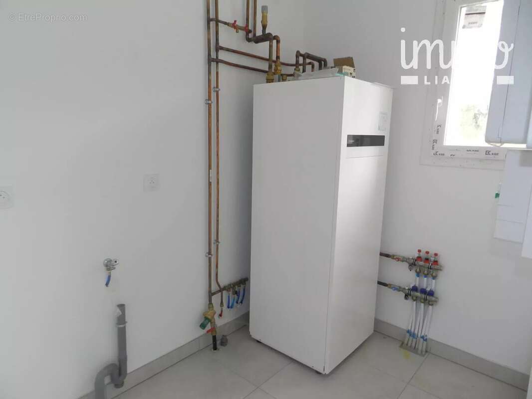 Maison à LA VILLE-DU-BOIS