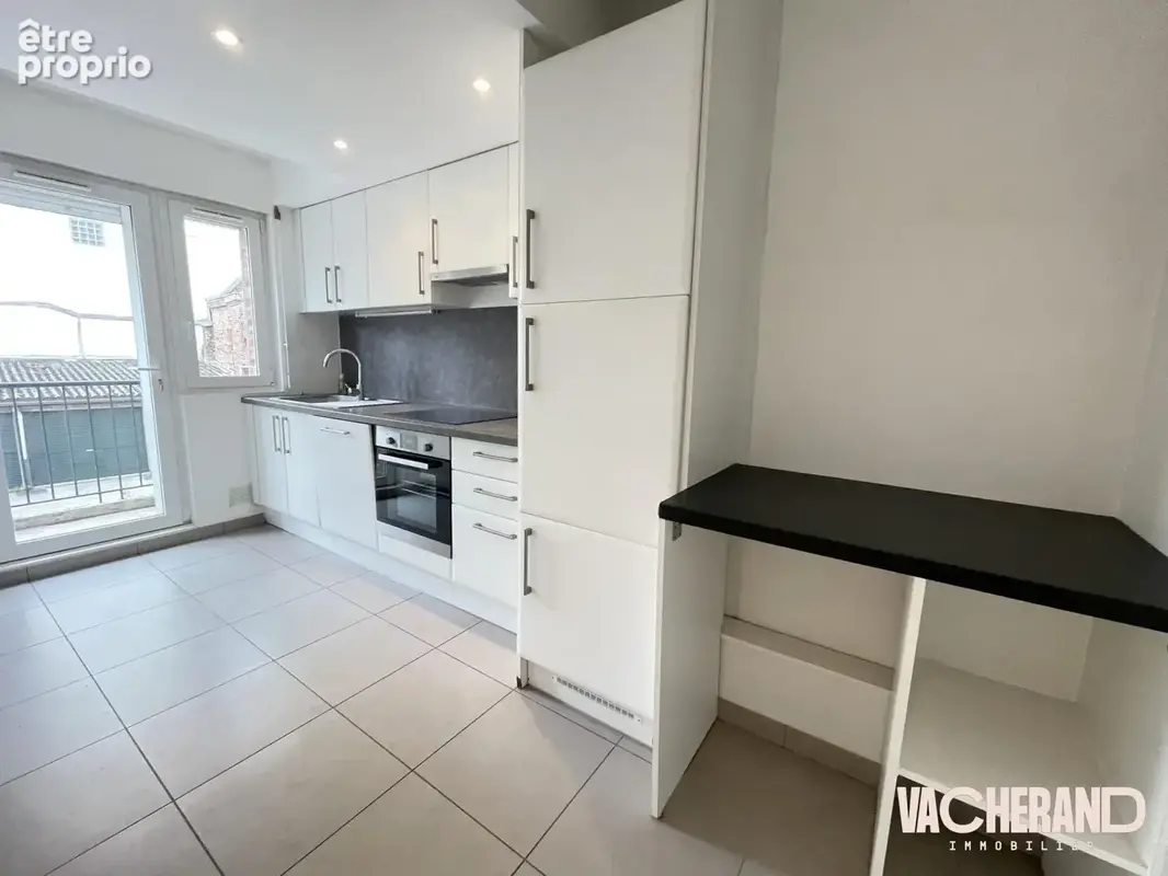 Appartement 4 pièces 74 m² à vendre à Lille (59000) - photo 5